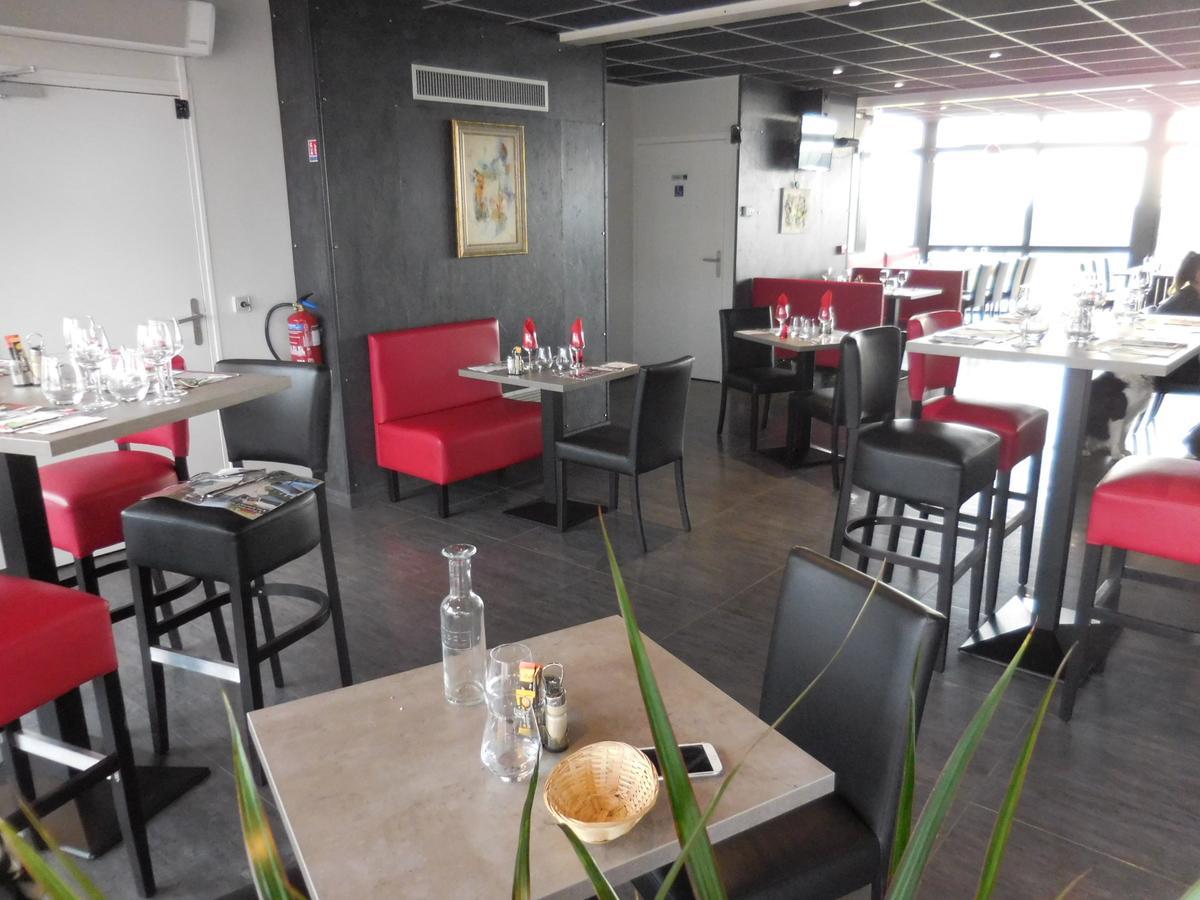 Fasthotel Montmarault Εξωτερικό φωτογραφία