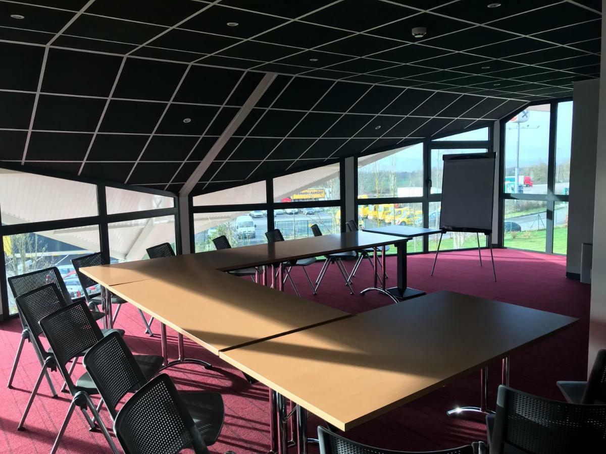 Fasthotel Montmarault Εξωτερικό φωτογραφία